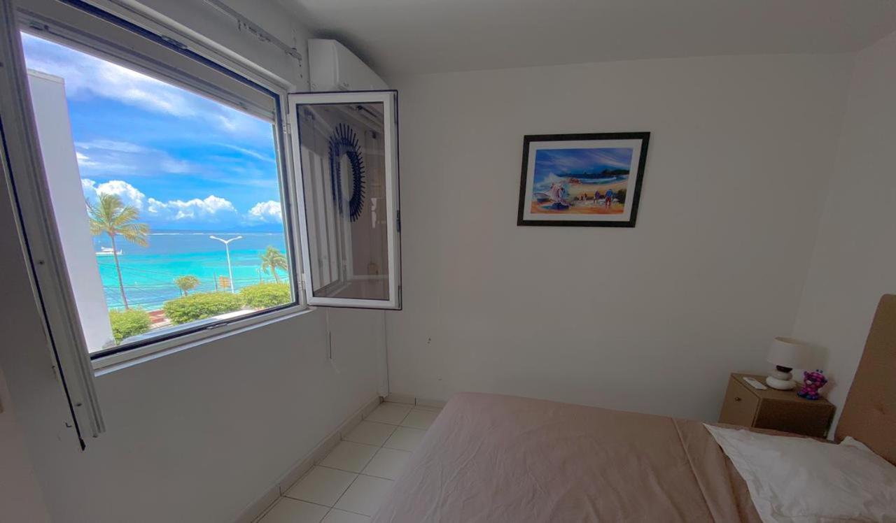 Appartement Bord De Mer Sainte-Anne  Extérieur photo